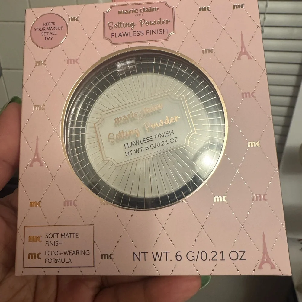Marie Claire Setting Powder